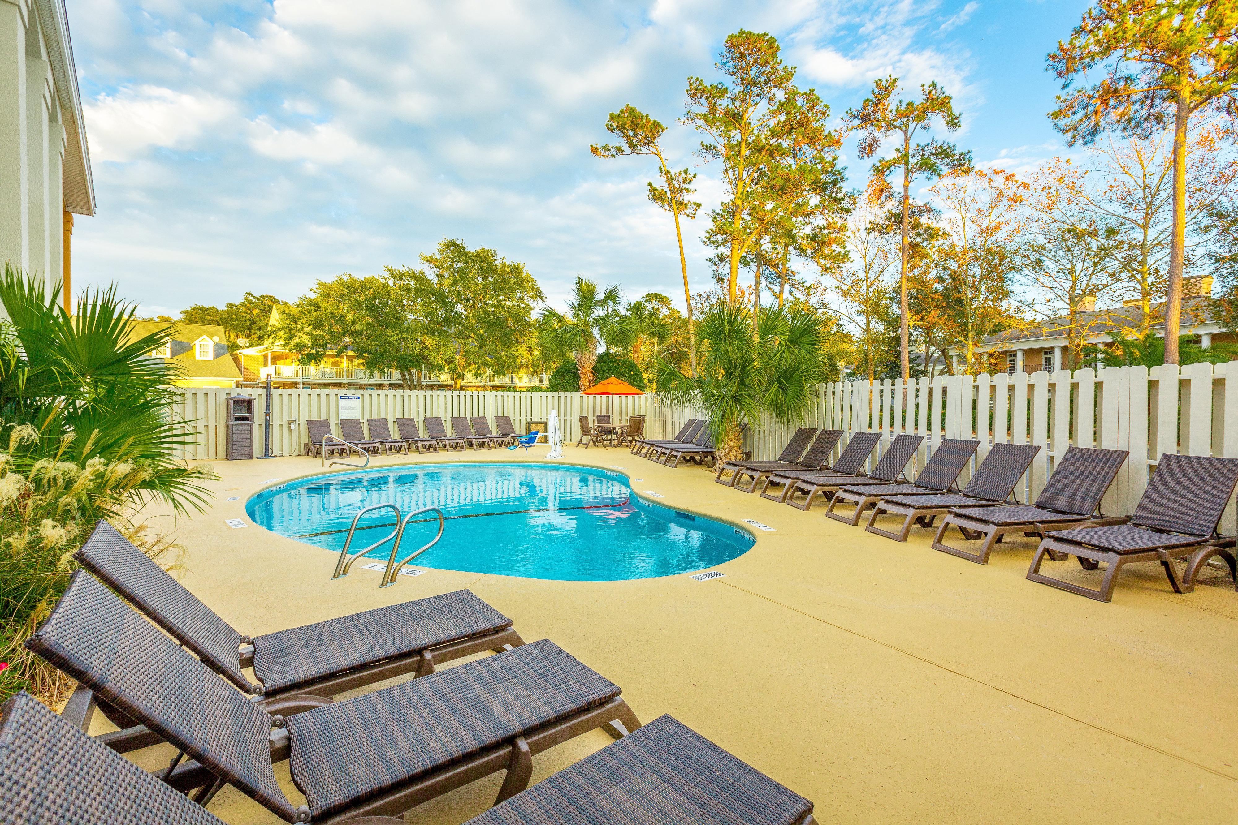 Holiday Inn Express Saint Simons Island, An Ihg Hotel St. Simons Island Exterior foto