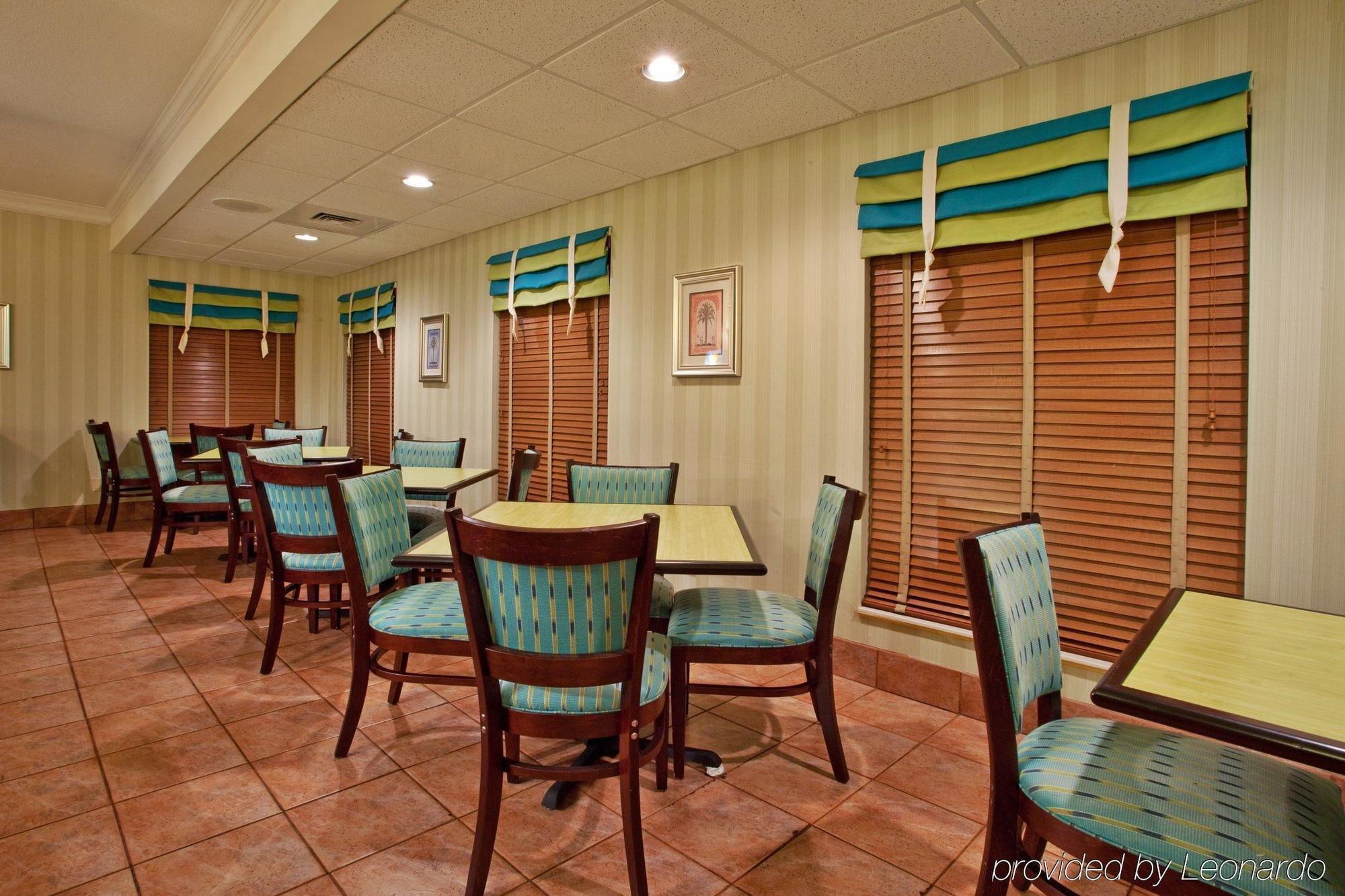 Holiday Inn Express Saint Simons Island, An Ihg Hotel St. Simons Island Restaurante foto