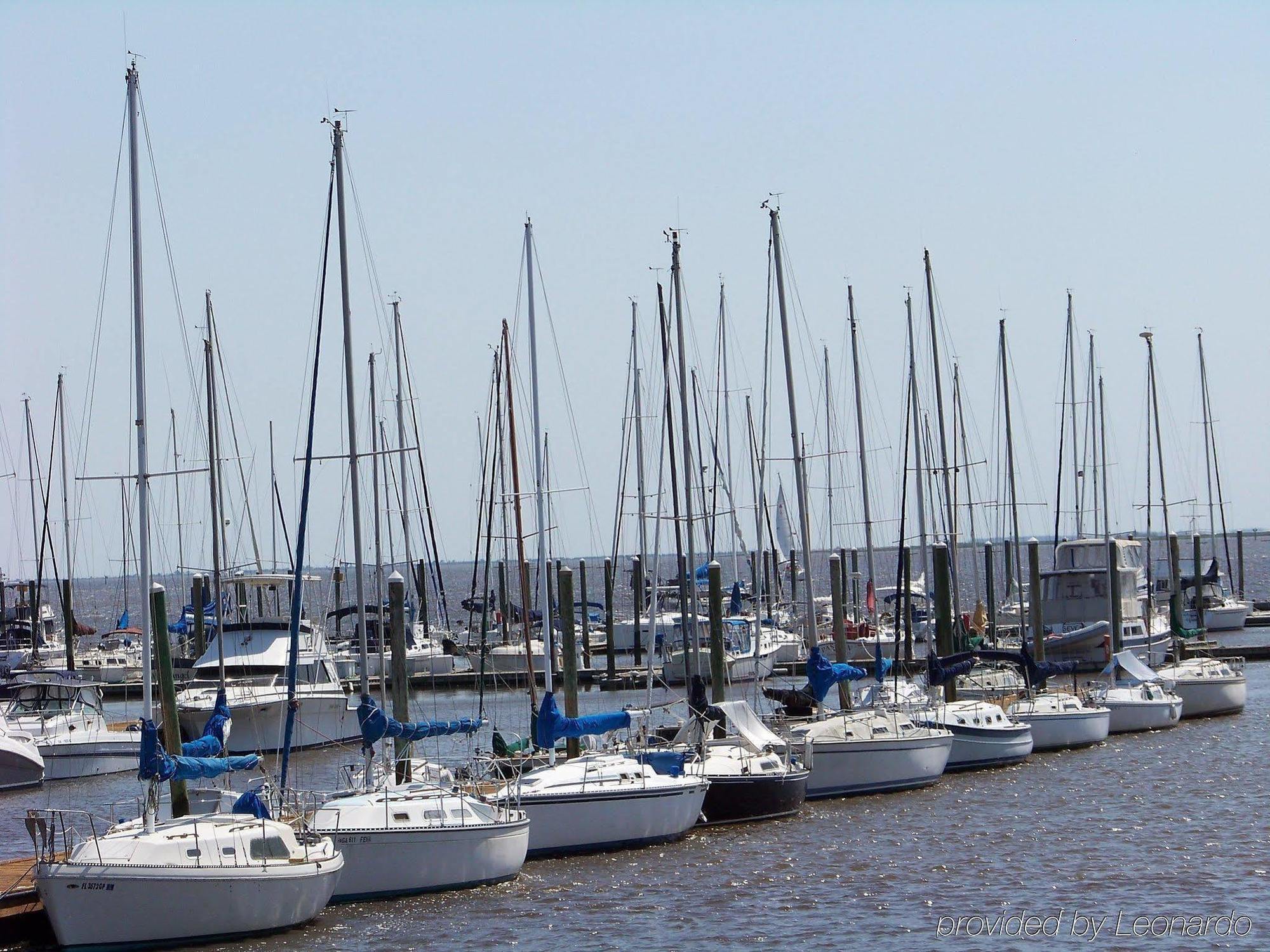 Holiday Inn Express Saint Simons Island, An Ihg Hotel St. Simons Island Exterior foto